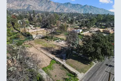 215 E Calaveras, Altadena, CA 91001 - Photo 7