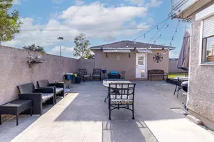 13719 S San Pedro, Los Angeles, CA 90061 - Photo 17