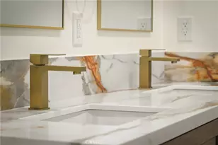 3991 Hubert Ave, Leimert Park, CA 90008 - Photo 23