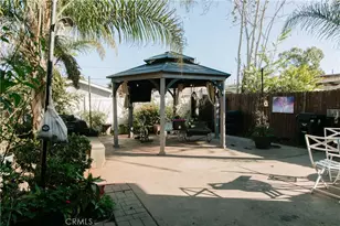 9802 Defiance, Los Angeles, CA 90002 - Photo 5