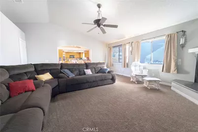 16271 Nisqualli, Victorville, CA 92395 - Photo 7