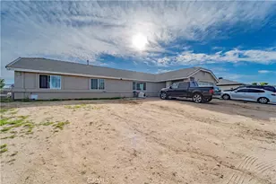 16271 Nisqualli, Victorville, CA 92395 - Photo 21