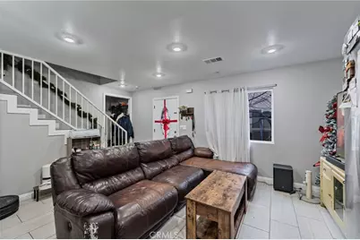 9310 Parmelee, Los Angeles, CA 90002 - Photo 17