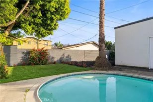 5334 S Hillcrest Dr, Los Angeles, CA 90043 - Photo 31
