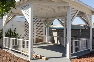 2127 W 76th, Los Angeles, CA 90047 - Photo 7