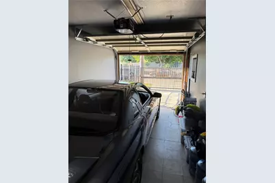 902 E 78th, Los Angeles, CA 90001 - Photo 21