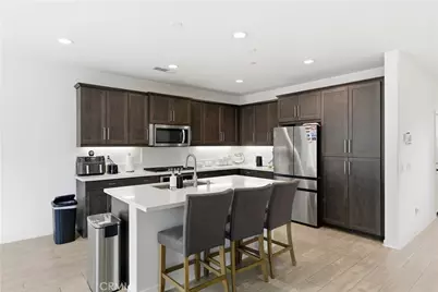 5242 Hayes Court, Fontana, CA 92336 - Photo 3