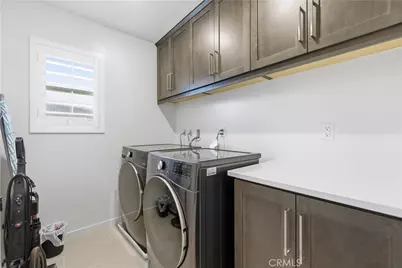 5242 Hayes Court, Fontana, CA 92336 - Photo 7