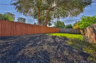 1962 E 114th St, Los Angeles, CA 90059 - Photo 21