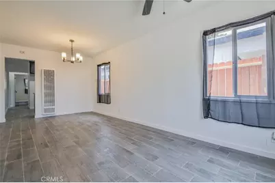 1964 E 114th Street, Los Angeles, CA 90059 - Photo 7