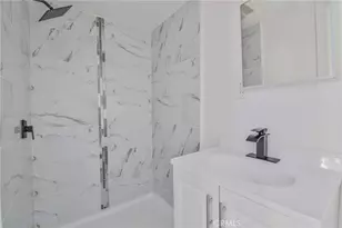 430 W 64th St, Los Angeles, CA 90003 - Photo 23