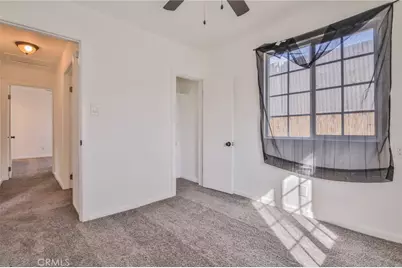 9621 Laurel, Los Angeles, CA 90002 - Photo 11