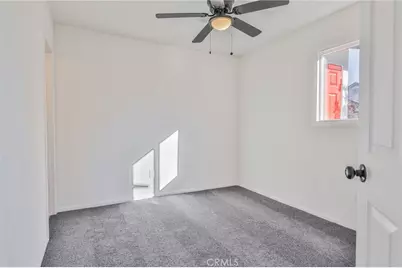 8036 Alix, Los Angeles, CA 90001 - Photo 15