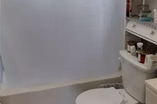 910 E 76th, Los Angeles, CA 90001 - Photo 7