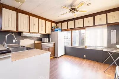 8811 Park #115, Bellflower, CA 90706 - Photo 9