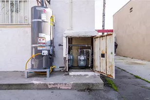 2369 Pacific, Long Beach, CA 90806 - Photo 7