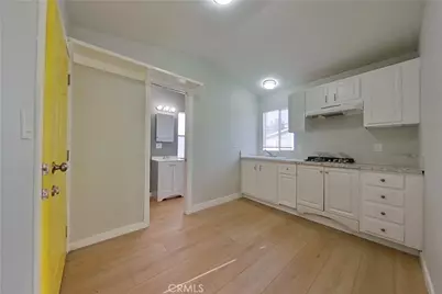 12532 Lakewood Boulevard #12, Los Angeles, CA 90042 - Photo 5