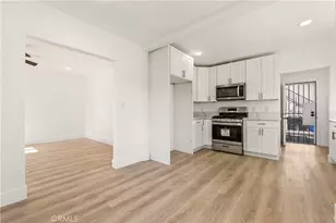 8921 Wadsworth, Los Angeles, CA 90002 - Photo 9