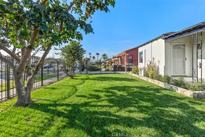 8921 Wadsworth, Los Angeles, CA 90002 - Photo 5