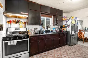 949 Hollins St, Los Angeles, CA 90023 - Photo 11