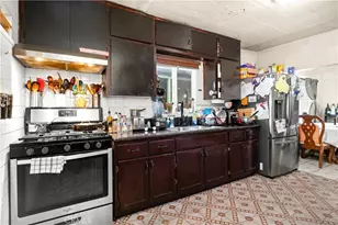 949 Hollins St, Los Angeles, CA 90023 - Photo 11