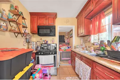 7659 Miramonte Boulevard, Los Angeles, CA 90001 - Photo 43