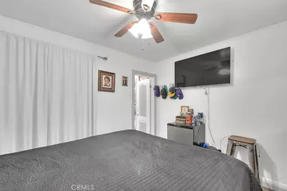 7659 Miramonte Boulevard, Los Angeles, CA 90001 - Photo 33