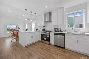 7037 Cimarron St, Los Angeles, CA 90047 - Photo 11