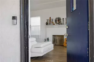 7037 Cimarron St, Los Angeles, CA 90047 - Photo 5