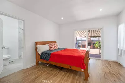 7037 Cimarron Street, Los Angeles, CA 90047 - Photo 17