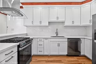 1330 W 48th, Los Angeles, CA 90037 - Photo 11