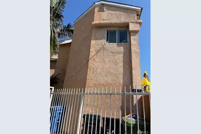 300 E 42nd Place, Los Angeles, CA 90011 - Photo 5