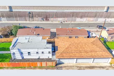 317 W 107th, Los Angeles, CA 90003 - Photo 25