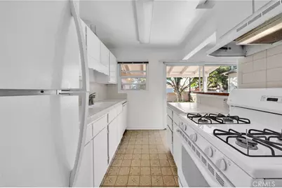 8843 De Haviland, Los Angeles, CA 90045 - Photo 13