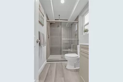 22022 Pioneer Blvd, Hawaiian Gardens, CA 90716 - Photo 19