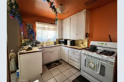 828 N Angeleno, Azusa, CA 91702 - Photo 19