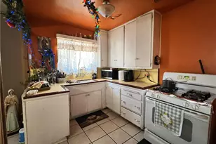 828 N Angeleno, Azusa, CA 91702 - Photo 19