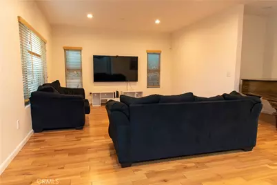 1137 N Banning Boulevard, Wilmington, CA 90744 - Photo 17