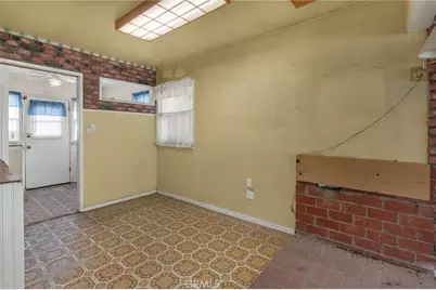 3357 E Avenue H2, Lancaster, CA 93535 - Photo 9