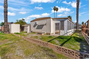 841 S Lyon, Hemet, CA 92543 - Photo 11