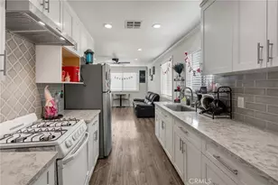 289 E Heath, Long Beach, CA 90805 - Photo 9