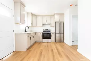 8230 Compton, Los Angeles, CA 90001 - Photo 7