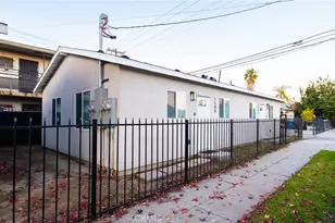 8230 Compton, Los Angeles, CA 90001 - Photo 5