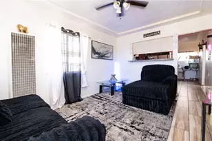 8230 Compton, Los Angeles, CA 90001 - Photo 35