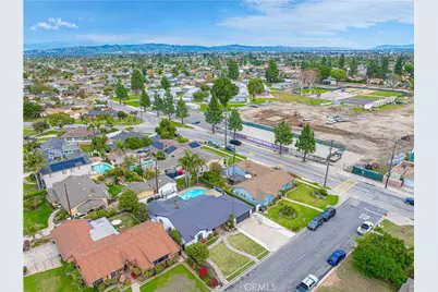 9287 Muller, Downey, CA 90241 - Photo 5