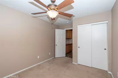 17648 Park Plaza Court, Victorville, CA 92395 - Photo 23