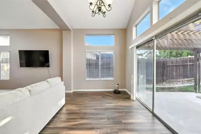 45050 Bevington, Lancaster, CA 93535 - Photo 9