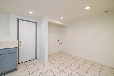 913 E 92nd, Los Angeles, CA 90002 - Photo 9