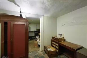 808 Record, Los Angeles, CA 90063 - Photo 23