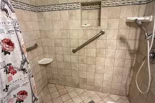 8516 Lyndora, Downey, CA 90242 - Photo 19